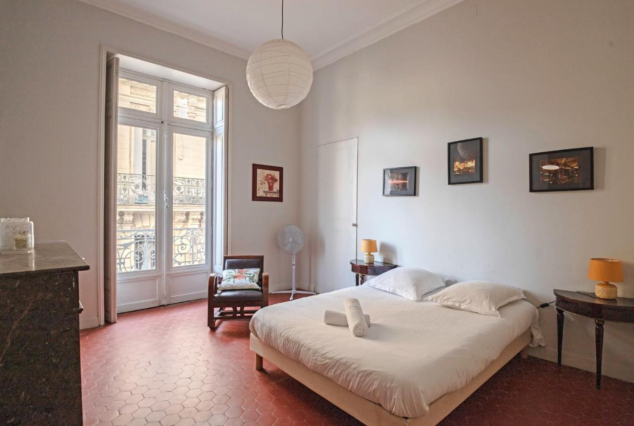 * F3 Haussmannien, Centre-ville, 4 Pers, Wifi * *